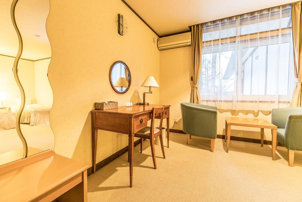 Petit Hotel Enchante Hakuba Exterior foto